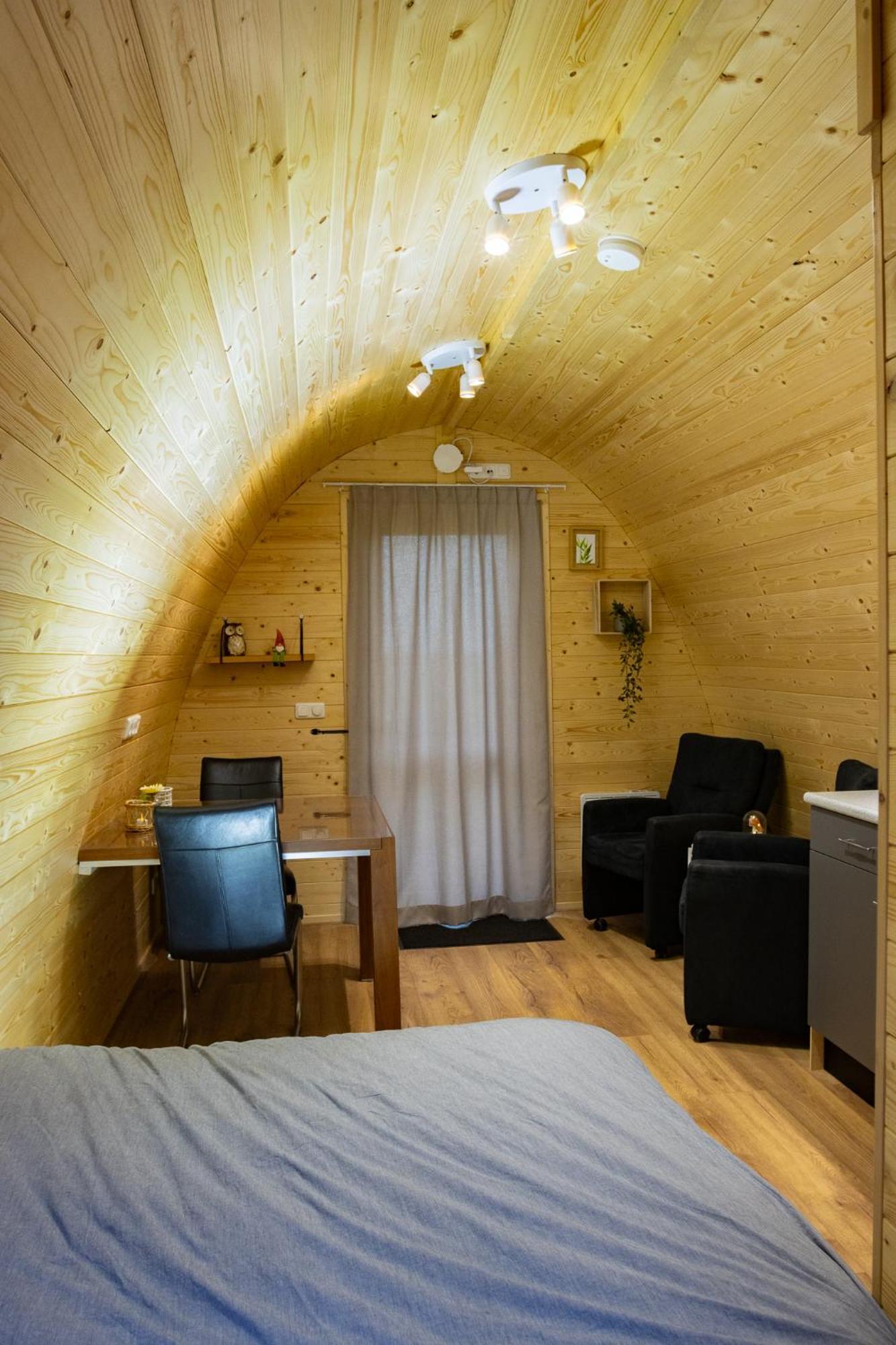 Camping Pod Lyts Dekema 1 Baard المظهر الخارجي الصورة