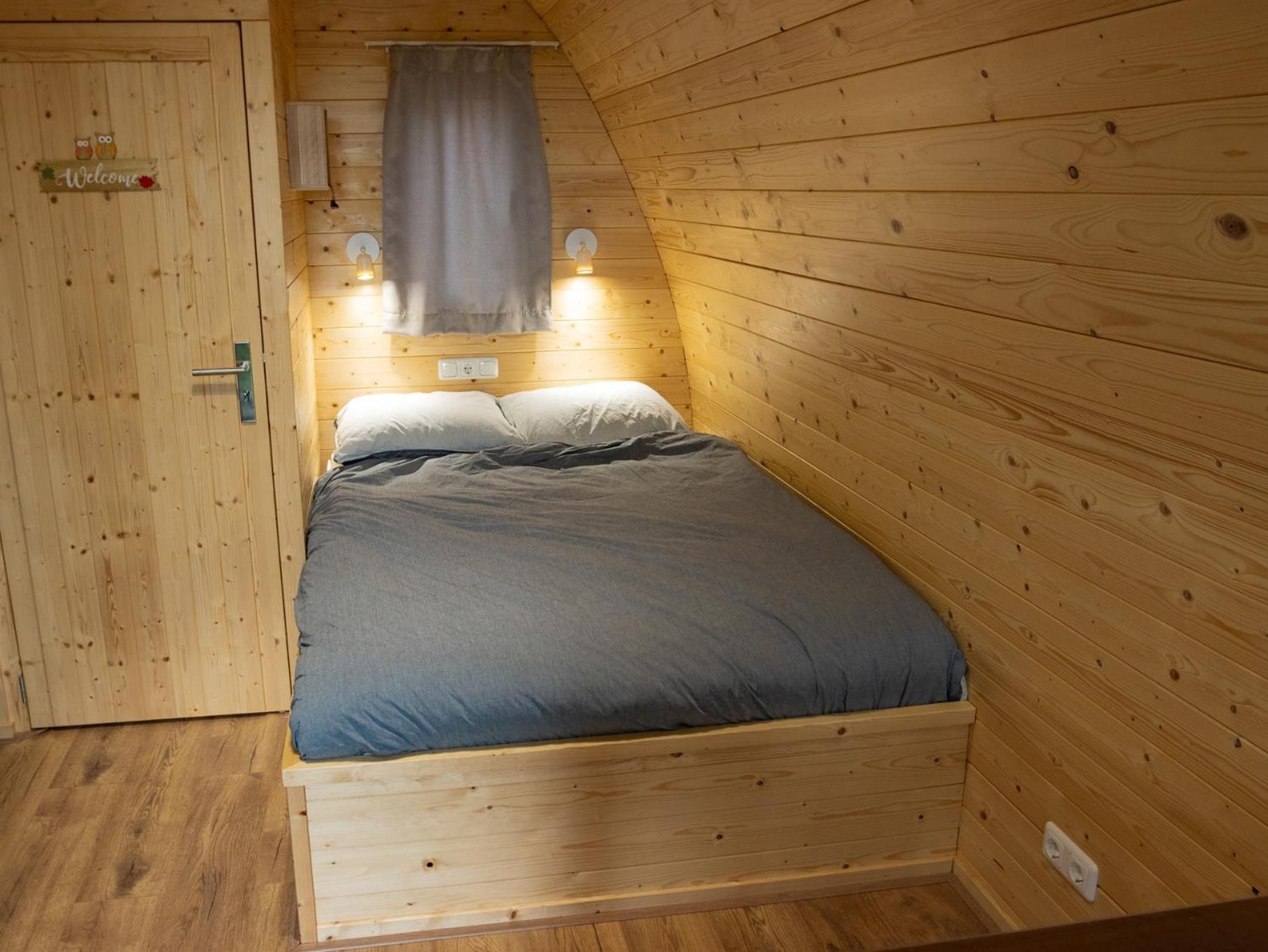 Camping Pod Lyts Dekema 1 Baard المظهر الخارجي الصورة