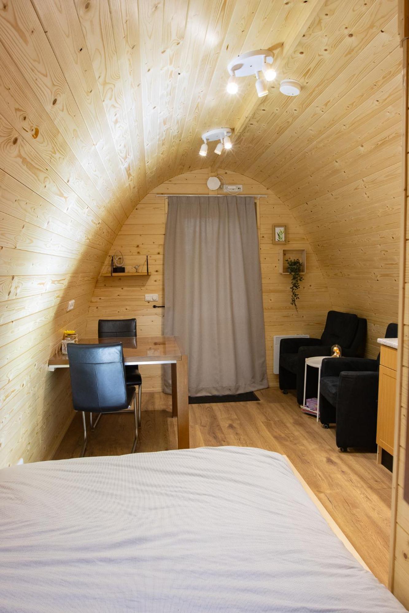 Camping Pod Lyts Dekema 1 Baard المظهر الخارجي الصورة